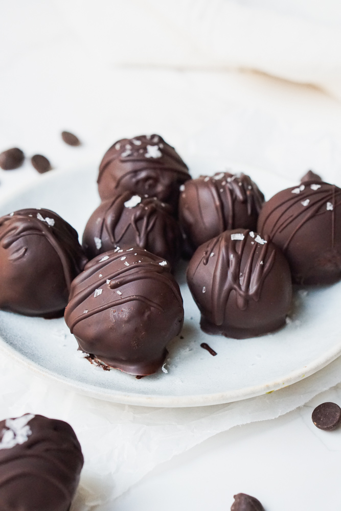 chocolate chickpea truffles